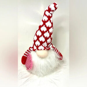NEW LED Gnome with Hearts.